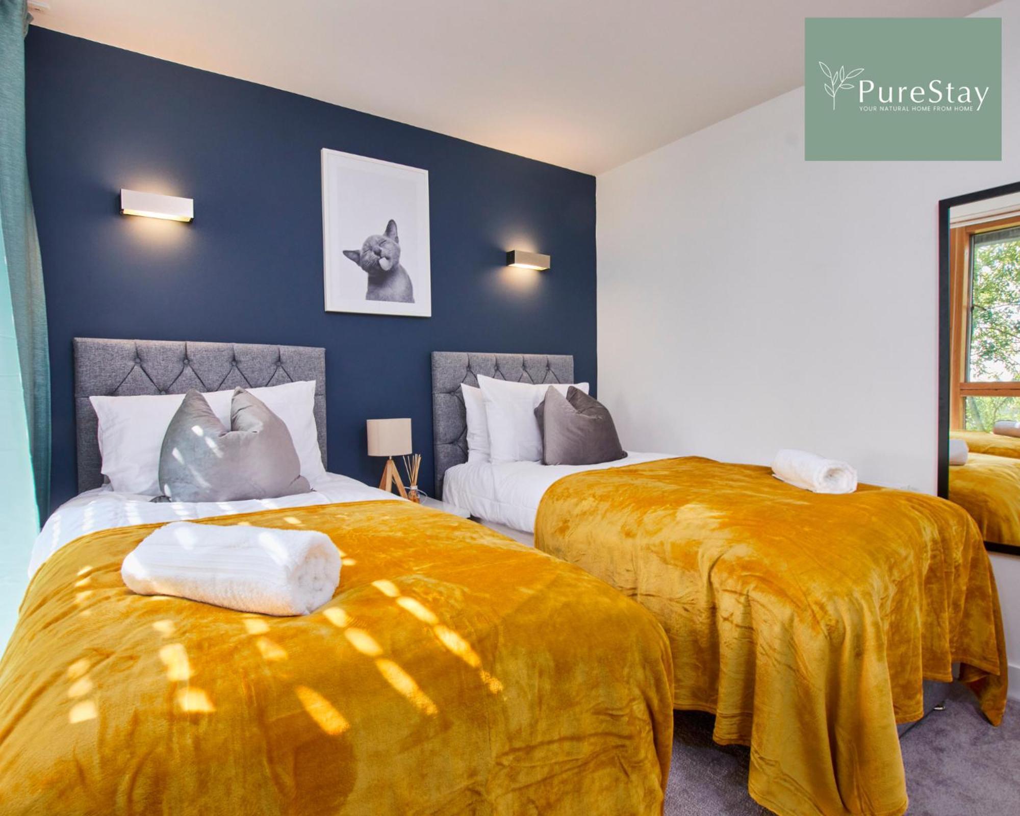 Beautiful Four Bed House By Purestay Short Lets & Serviced Accommodation Coventry With Parking Εξωτερικό φωτογραφία