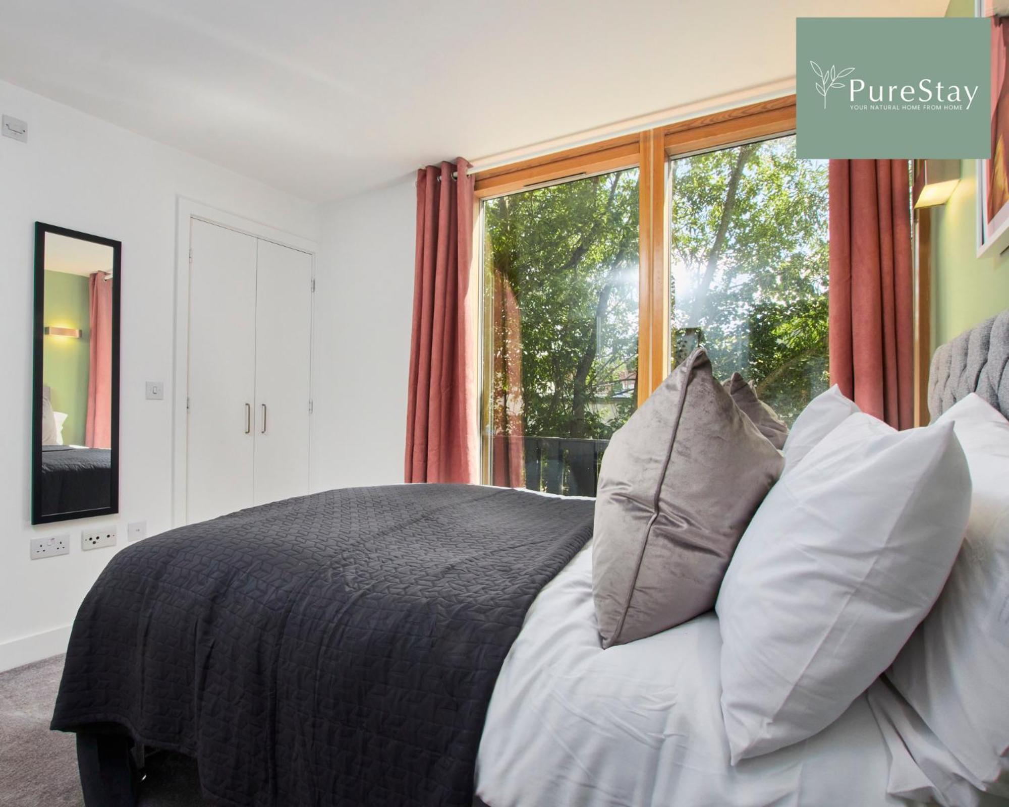 Beautiful Four Bed House By Purestay Short Lets & Serviced Accommodation Coventry With Parking Εξωτερικό φωτογραφία