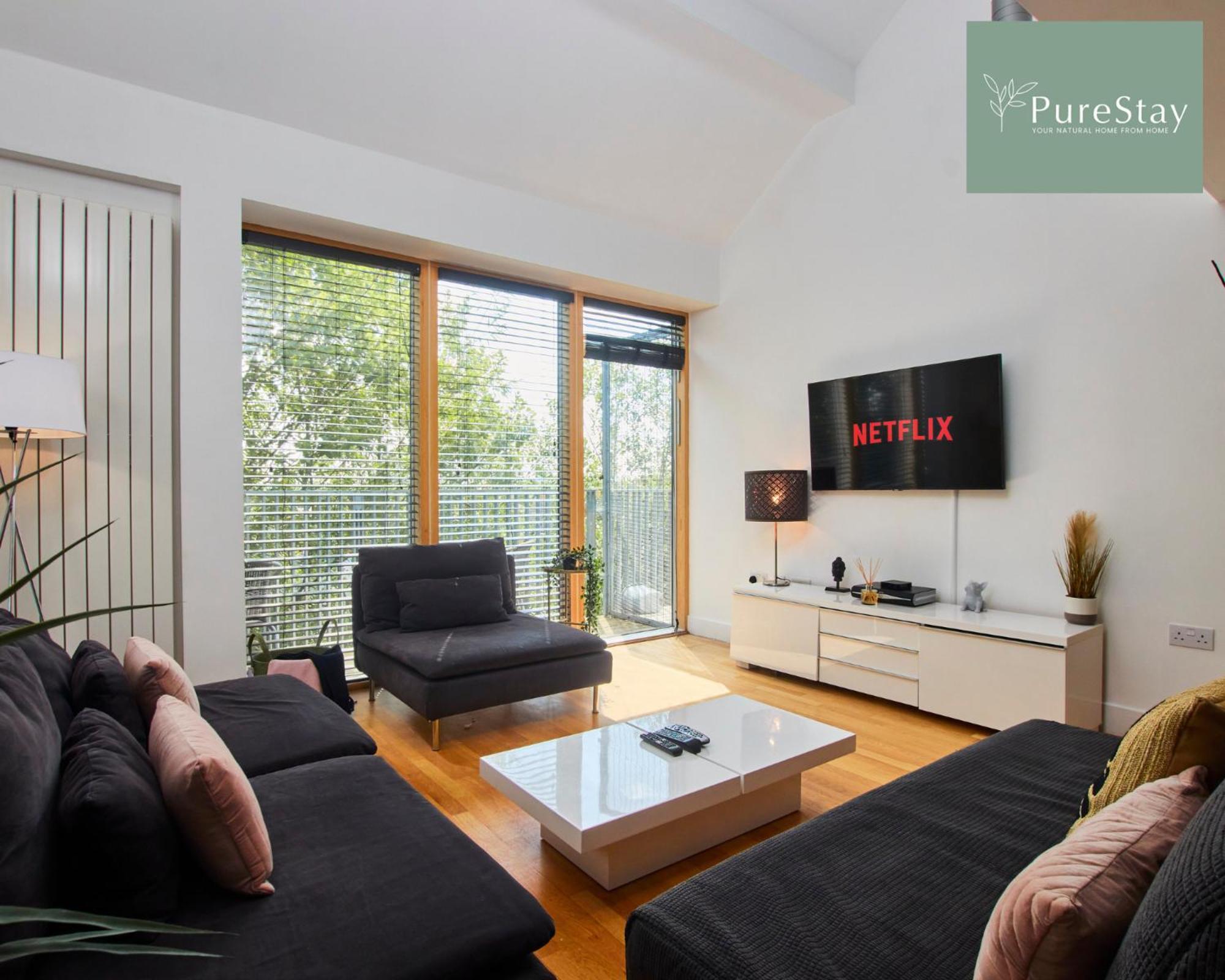 Beautiful Four Bed House By Purestay Short Lets & Serviced Accommodation Coventry With Parking Εξωτερικό φωτογραφία