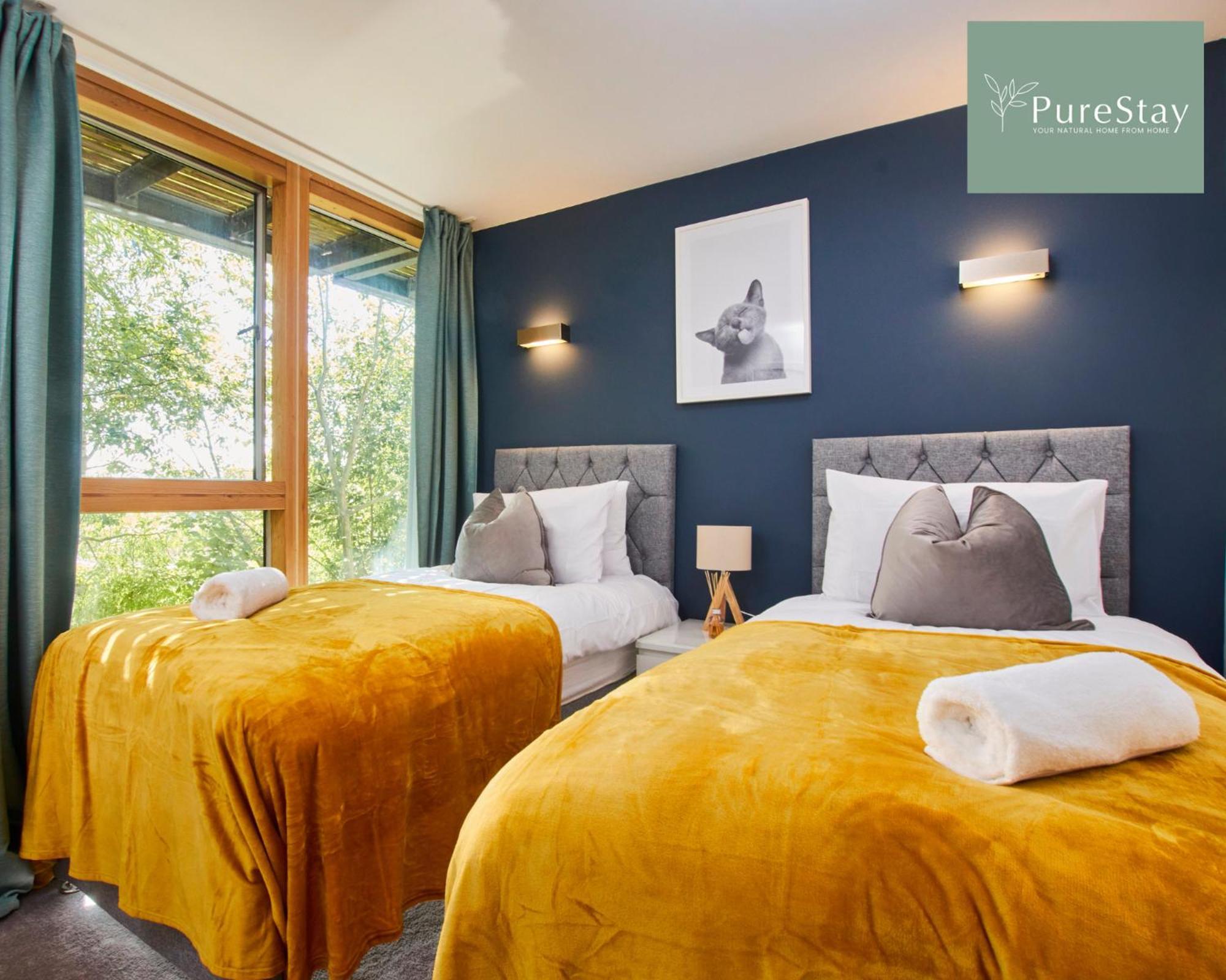Beautiful Four Bed House By Purestay Short Lets & Serviced Accommodation Coventry With Parking Εξωτερικό φωτογραφία