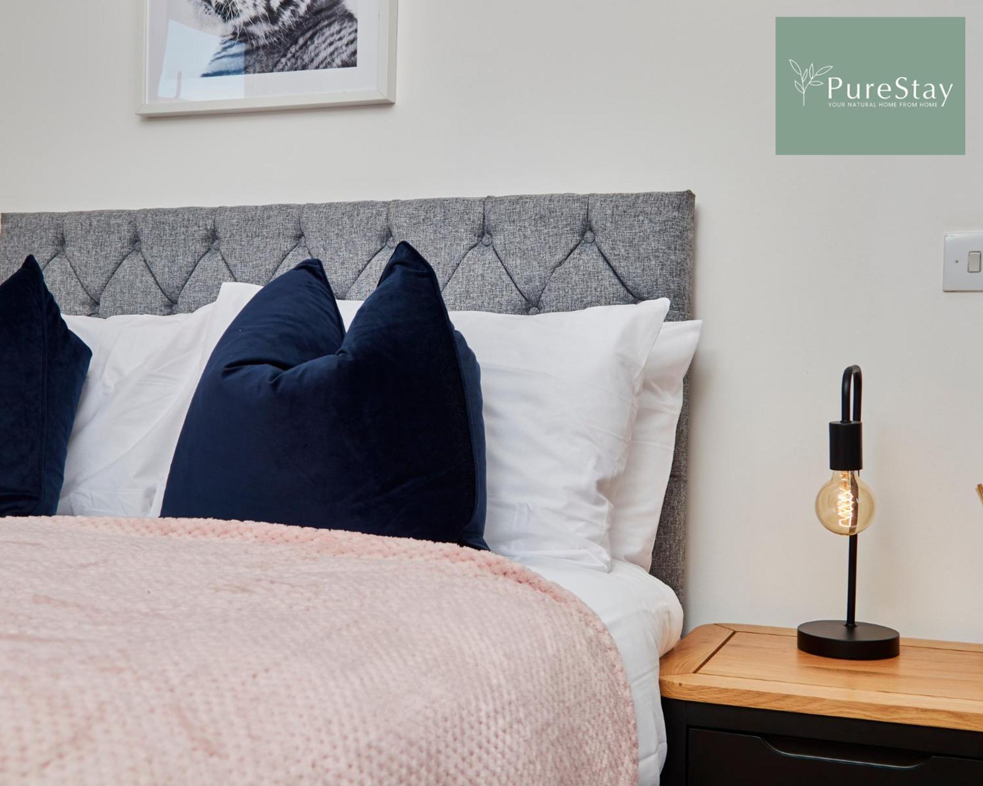Beautiful Four Bed House By Purestay Short Lets & Serviced Accommodation Coventry With Parking Εξωτερικό φωτογραφία