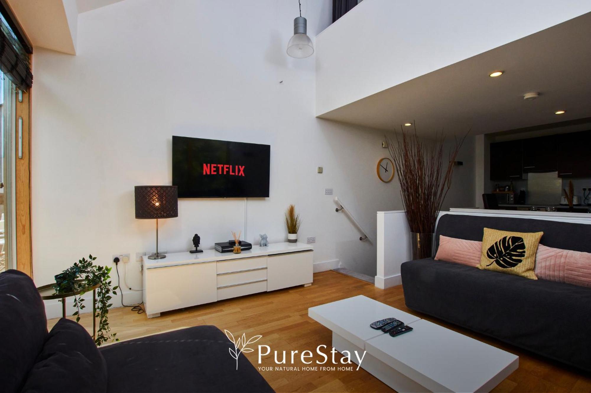 Beautiful Four Bed House By Purestay Short Lets & Serviced Accommodation Coventry With Parking Εξωτερικό φωτογραφία